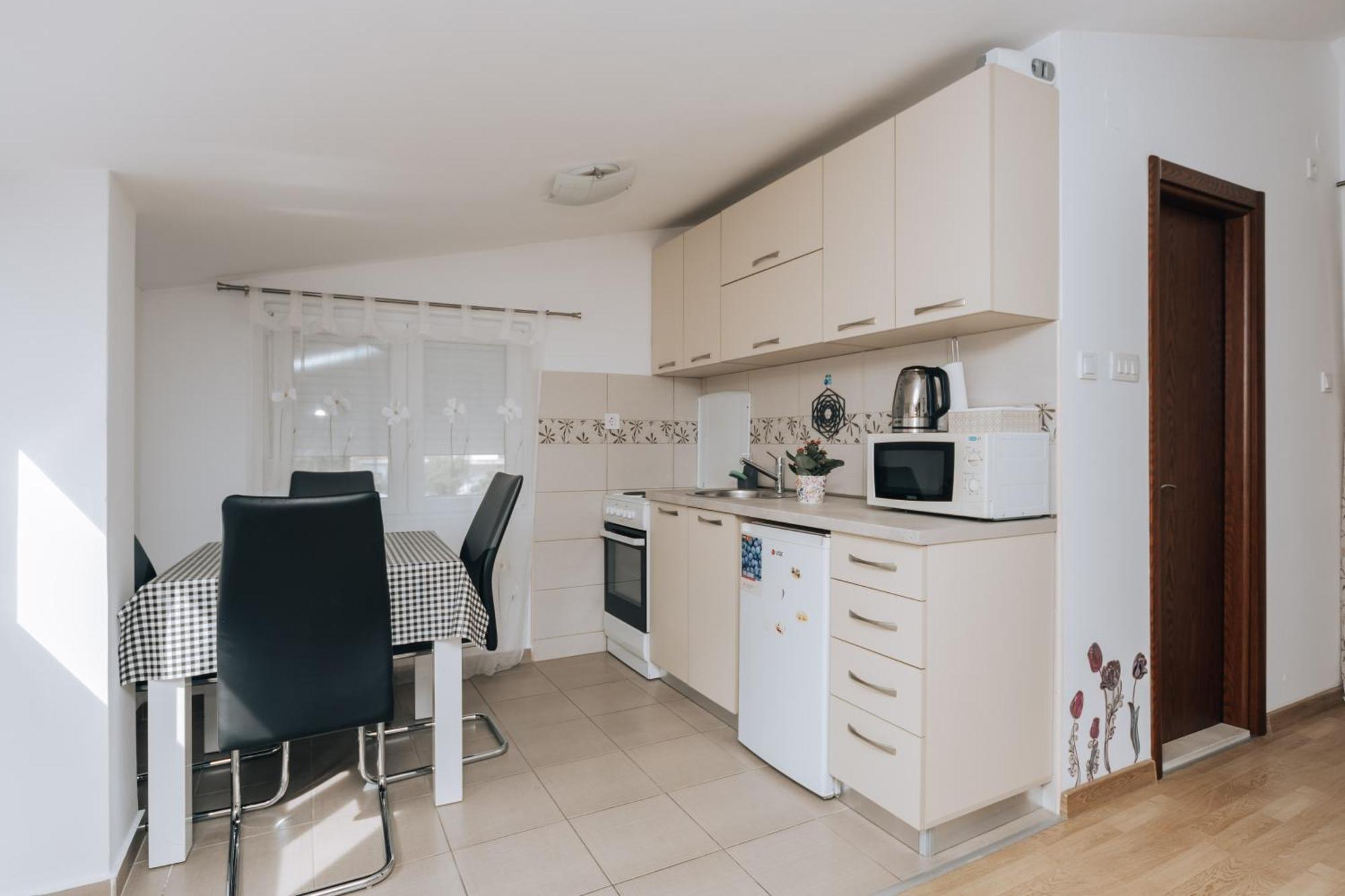 Paradise Bay Apartments Котор Екстериор снимка