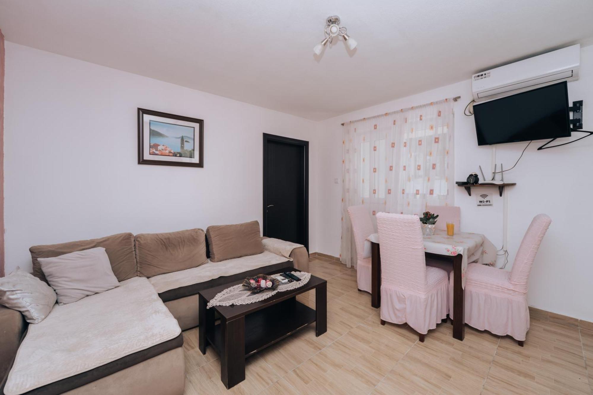Paradise Bay Apartments Котор Екстериор снимка