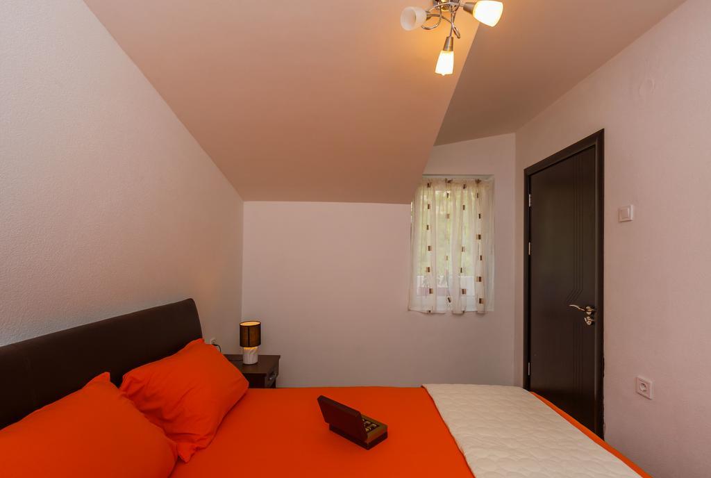 Paradise Bay Apartments Котор Екстериор снимка