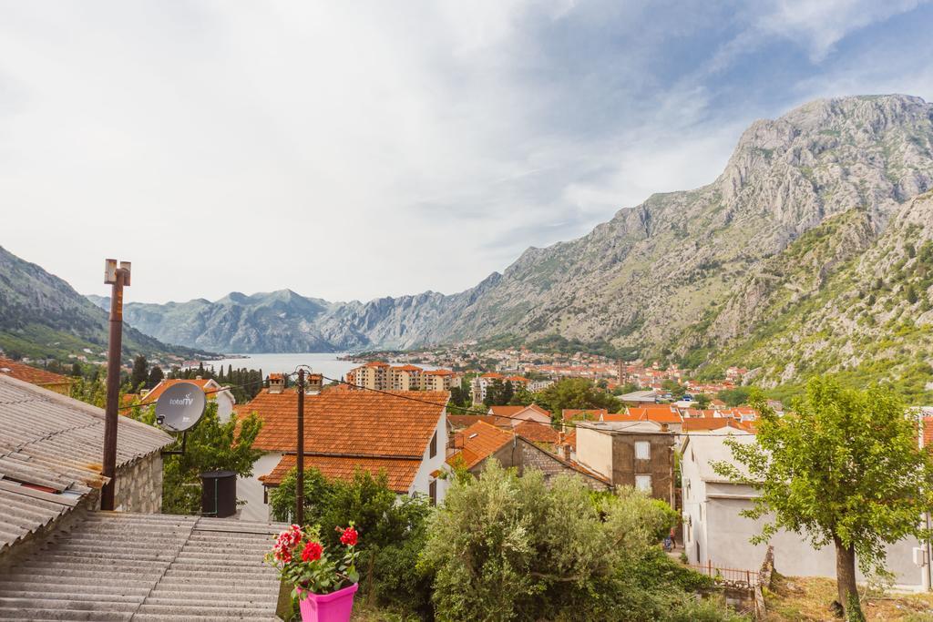 Paradise Bay Apartments Котор Екстериор снимка