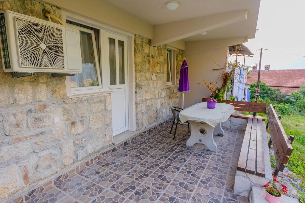 Paradise Bay Apartments Котор Екстериор снимка