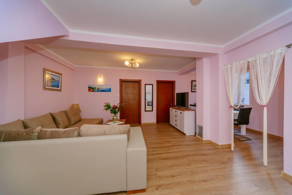 Paradise Bay Apartments Котор Екстериор снимка