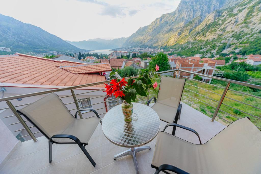 Paradise Bay Apartments Котор Екстериор снимка