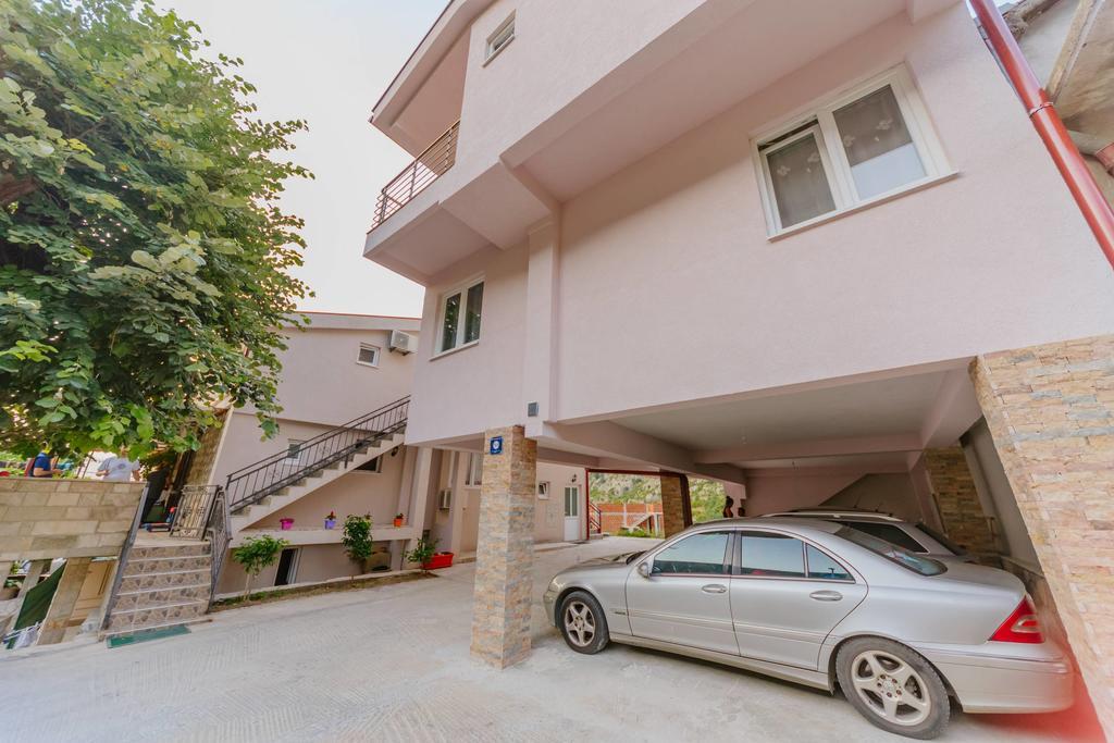 Paradise Bay Apartments Котор Екстериор снимка